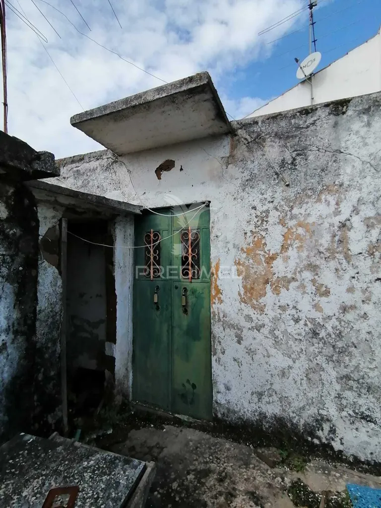 Aed - Traditional House with River View in Cadafaz