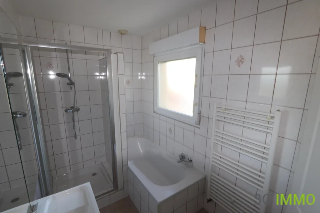 Vannitoad - T5 Apartment with Terrace in Clouange