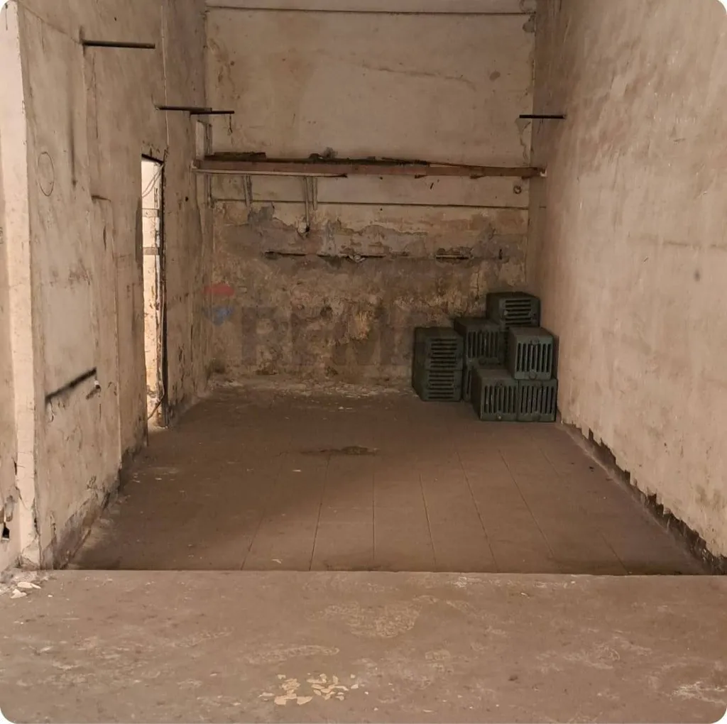 Pesuköök - Warehouse in Historic Centre, Bagheria