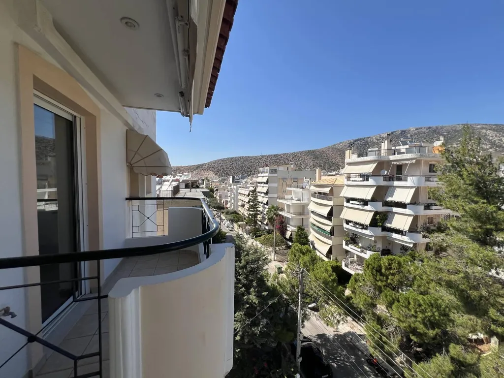 4-toaline korter asukohas Athens
