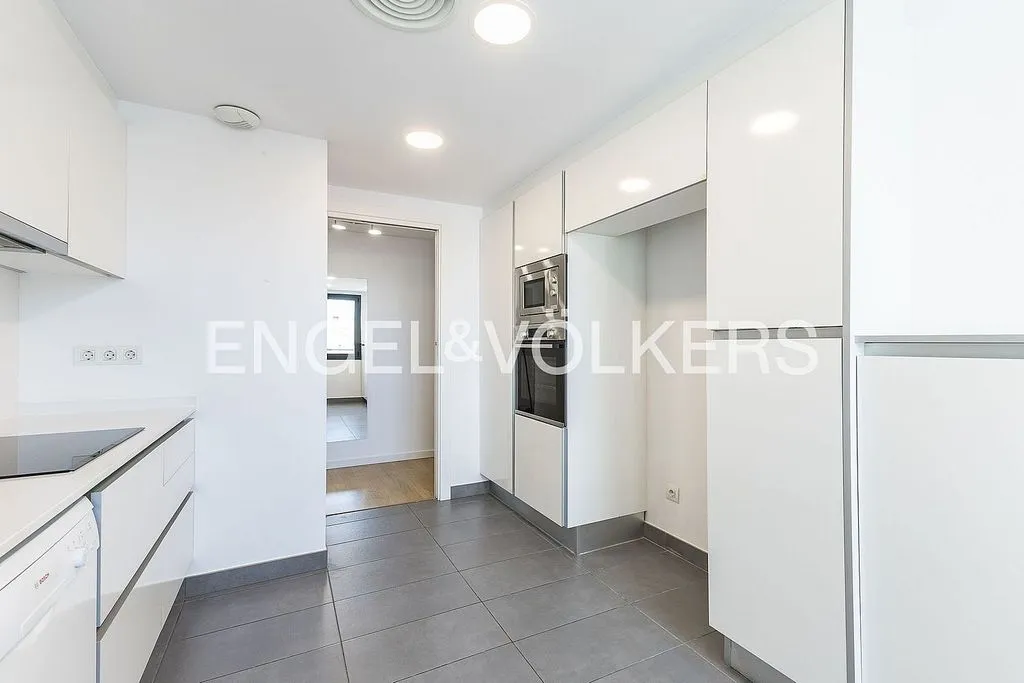 Köök - Duplex Attic with Terraces in Cornellà