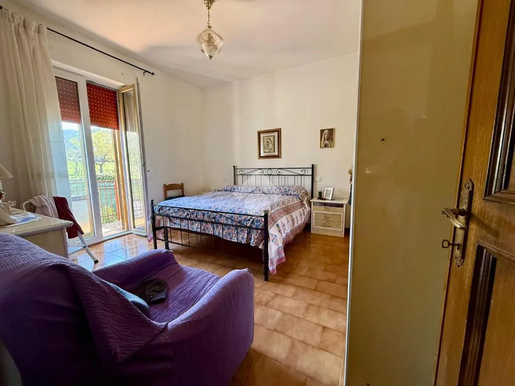 Magamistoad - First Floor Flat with Terraces in Padule, Gubbio