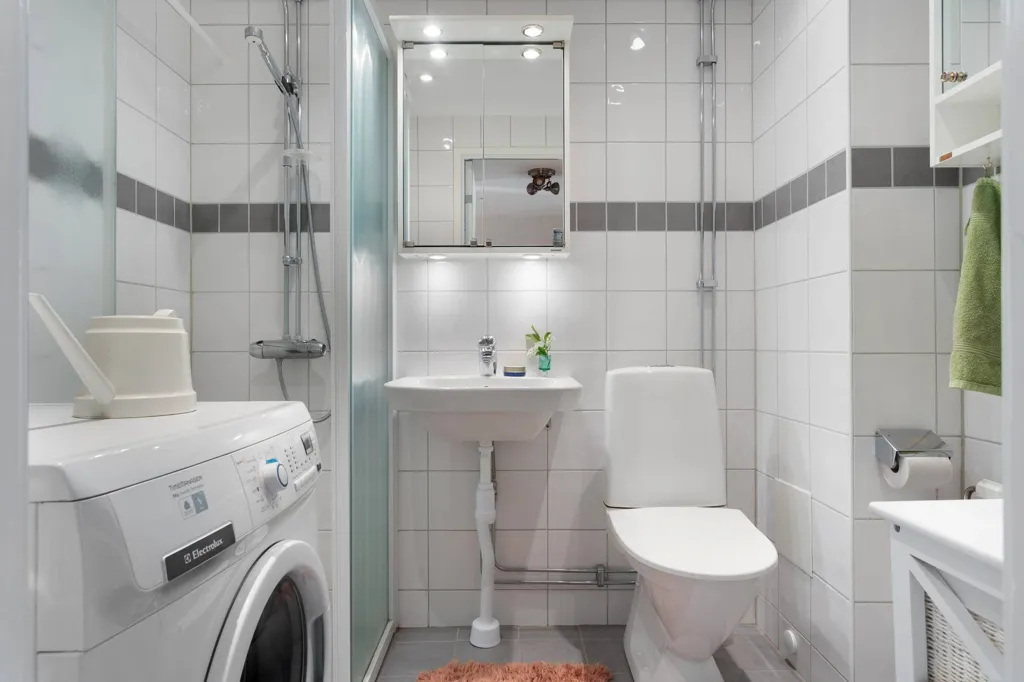 Salles de bain - 3-Room Flat with Balcony in Stockholm