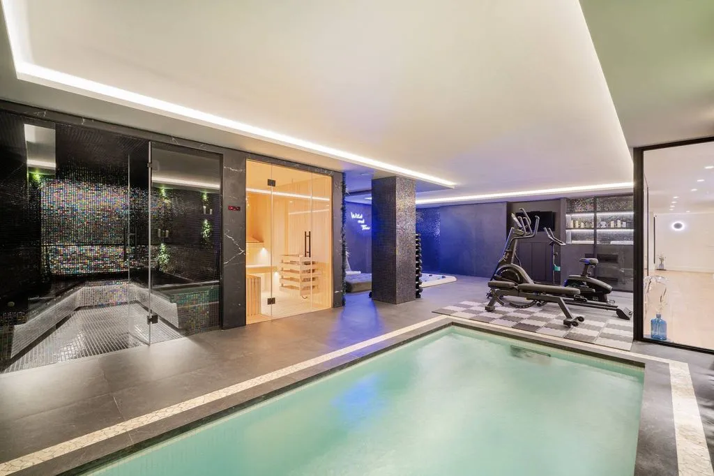 Piscine - Luxury Villa with Infinity Pool in Marbella