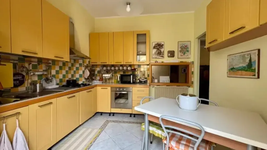 Kitchen - Apartment with Balcony in Sestri Ponente