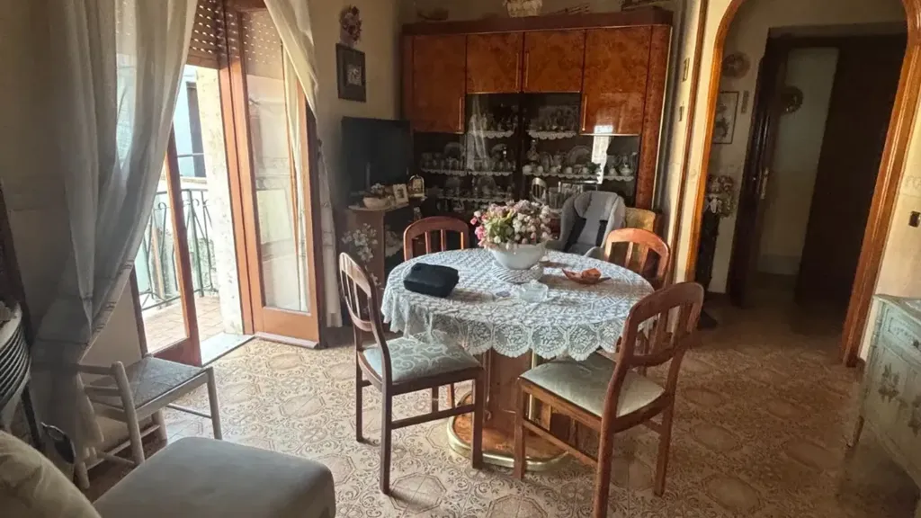 Salle à manger - Bright Apartment with Balcony in Rocca di Papa