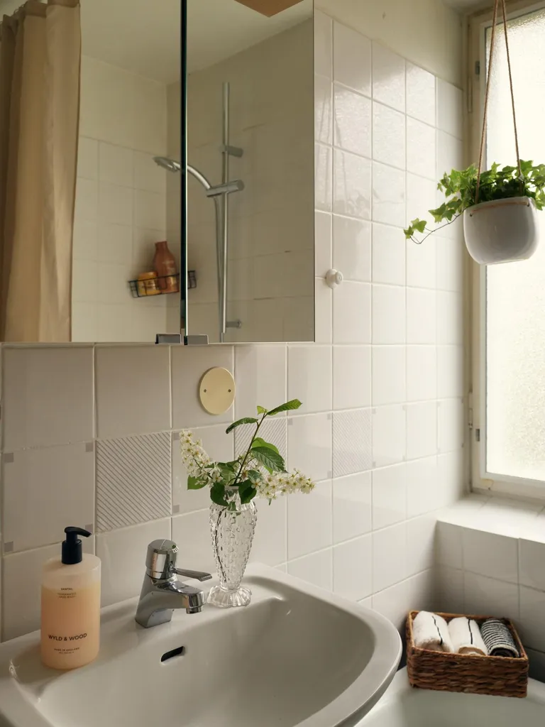 Salles de bain - Apartment with Balcony in Hammarbyhöjden
