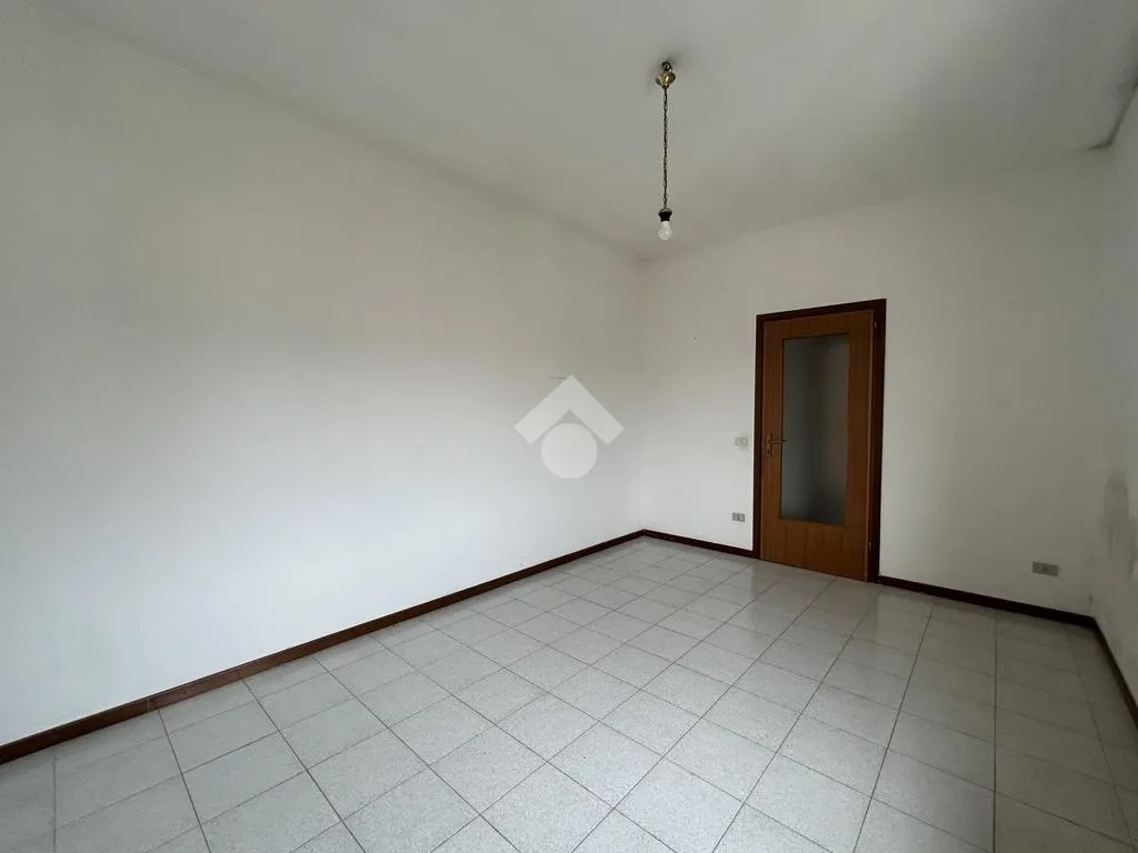 Toad - Quadrilocale with Balcony View in Sorisole