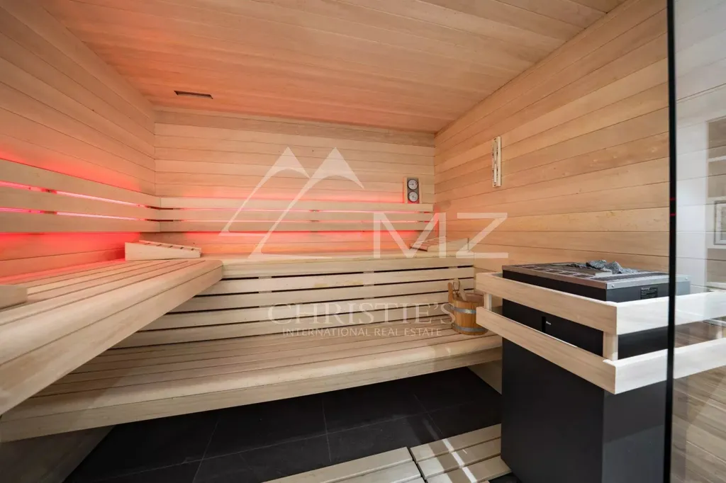 Rooms - Contemporary Villa with Pool in Cannes