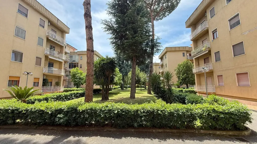 Aed - Apartment with Parking in Caserta