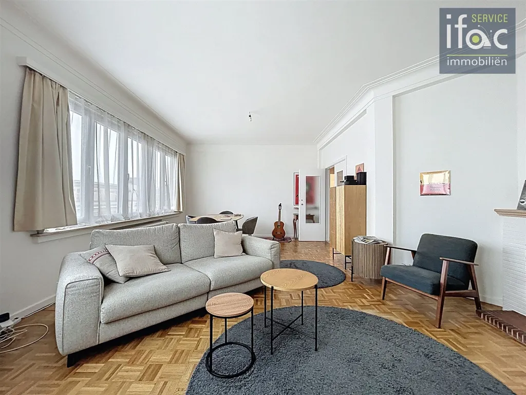 Elutuba - Bright Apartment with Terrace in Elsene