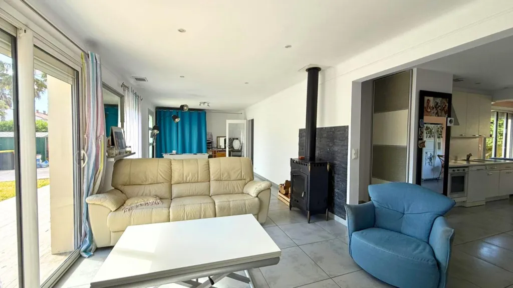 Séjour - Villa 4 Faces avec Piscine et Jardin à Perpignan