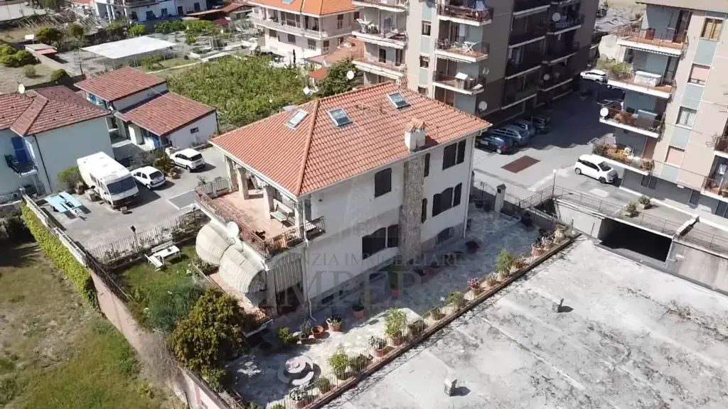 Õhuvaade - Villa with Sea View in Nervia, Ventimiglia