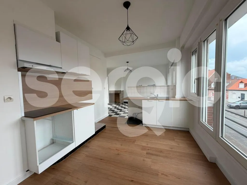 Kitchen - Renovated Flat with Terrace in City Centre