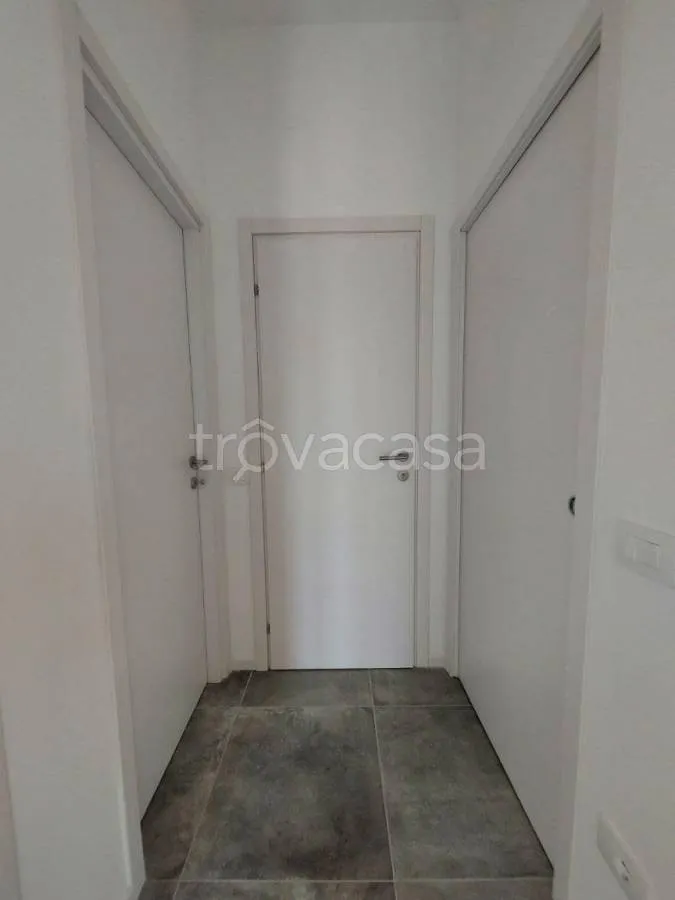 Esik - Newly Refined Apartment with Balcony in Pesaro