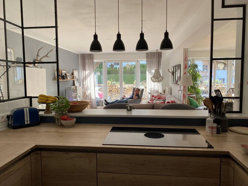 Köök - Modernised Apartment with Garden in Tirol