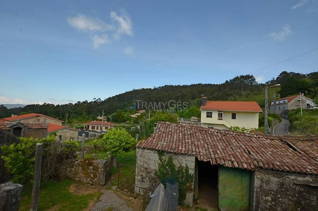 Välivaade - Stone Cottage for Renovation in Gondomar