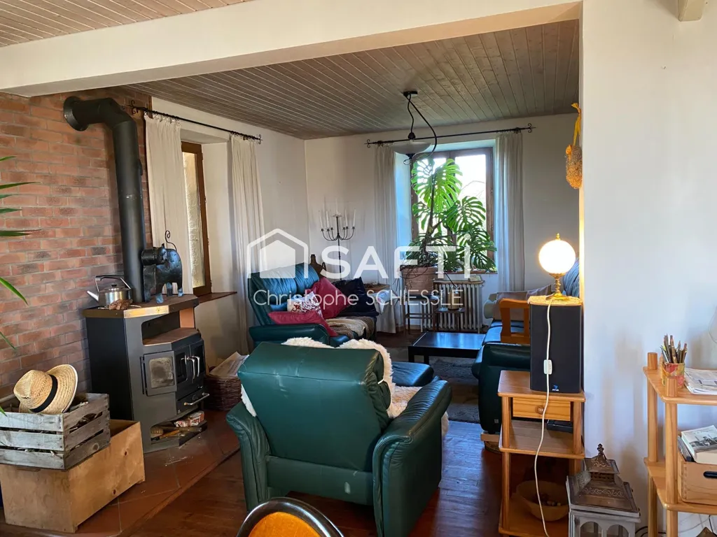 Séjour - Maison de Campagne avec Jardin à Grandvillars