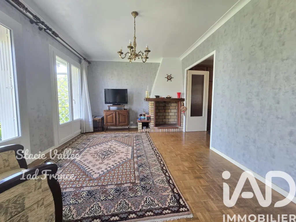 Living Room - Evolvable House with Balcony in Conches-en-Ouche