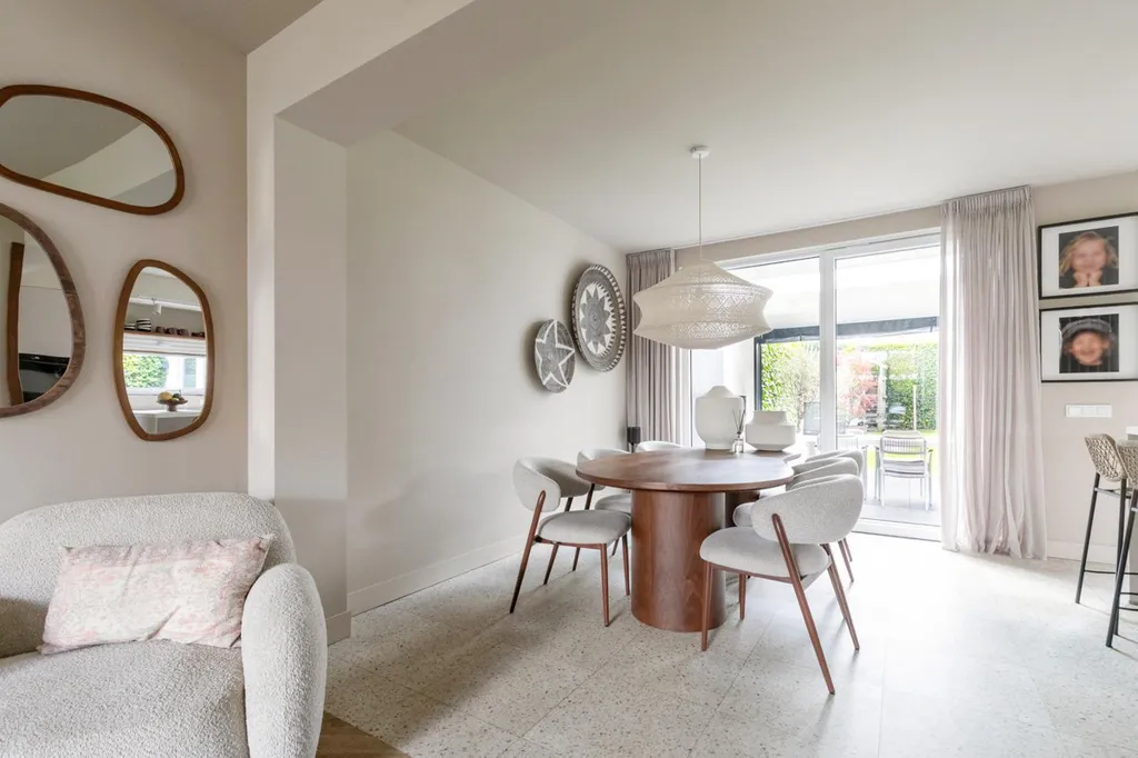 Söögituba - Luxury Two-Storey House with Overkapping in Moergestel