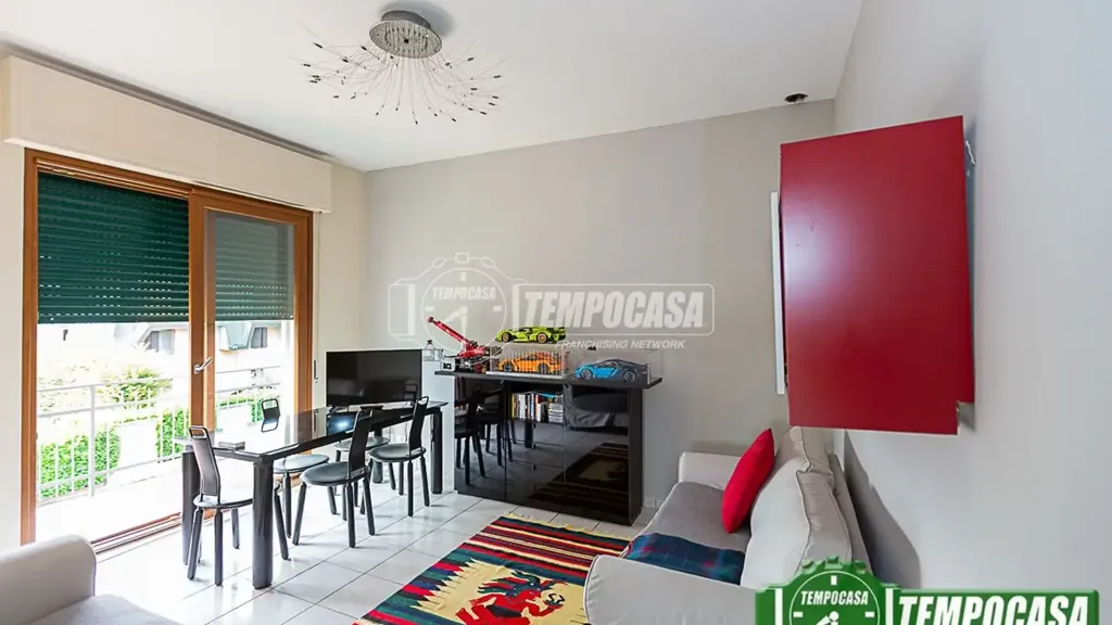 Elutuba - Renovated Apartment with Balcony in Codogno Centre