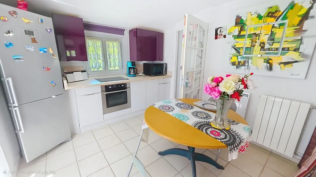Köök - House with Pool and Studio in Sunny Location
