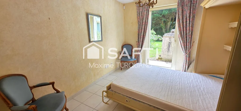Bedrooms - Character House with Large Garden in Chanteloup