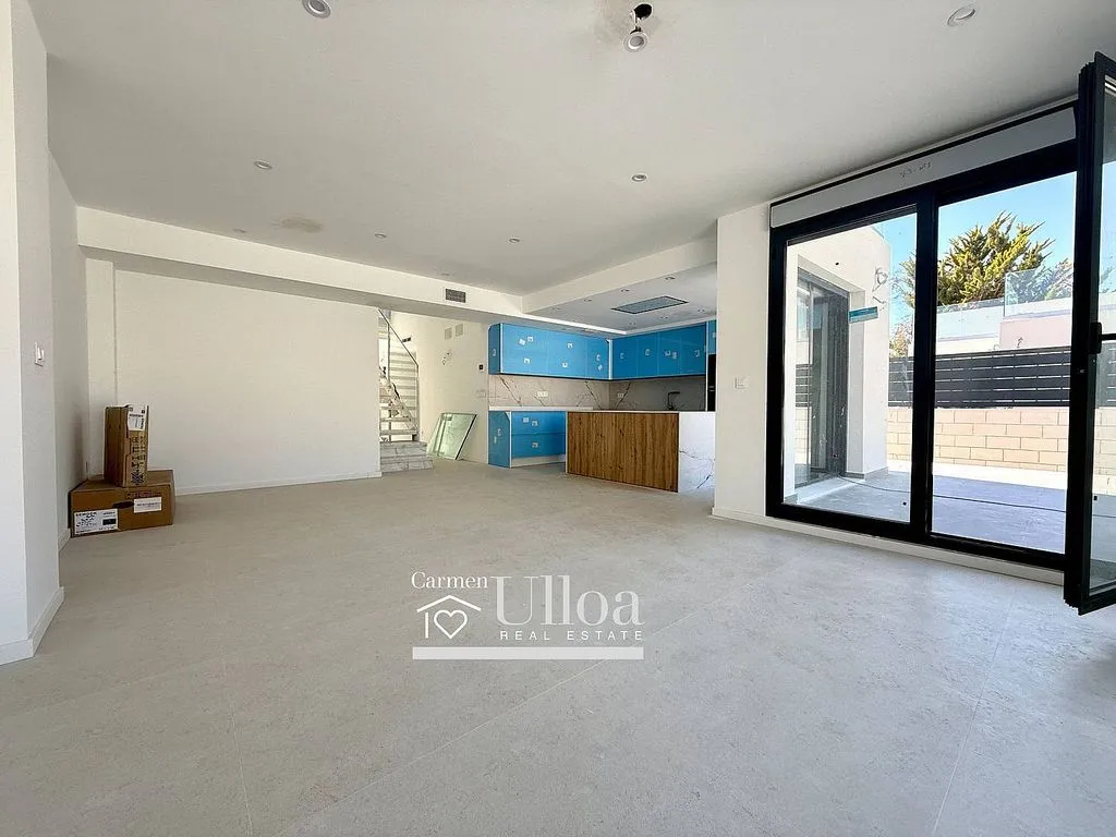 Elutuba - New Chalet with Pool near La Font Beach
