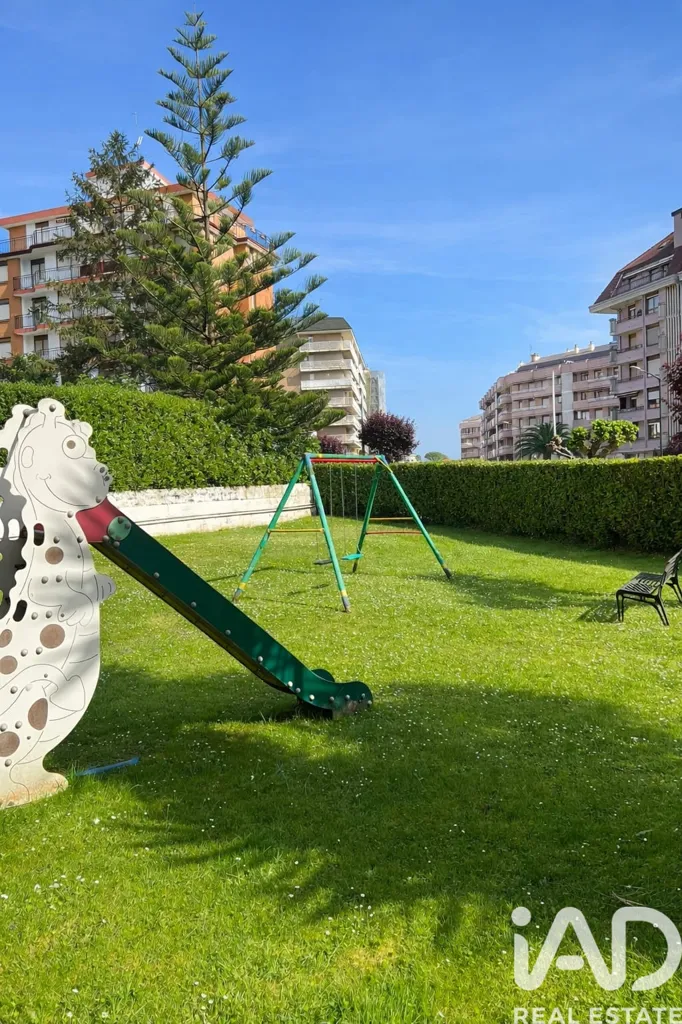 Aed - Apartment with Balcony in Castro