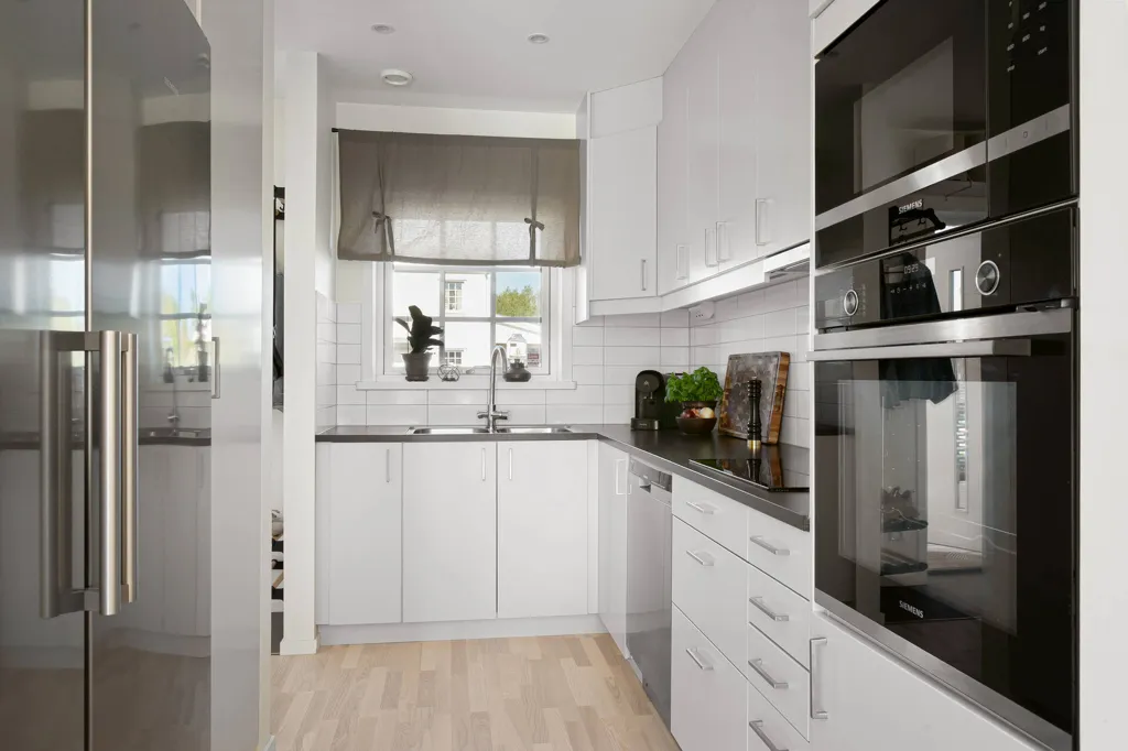 Kitchen - Modern Bungalow with Garden in Säljan