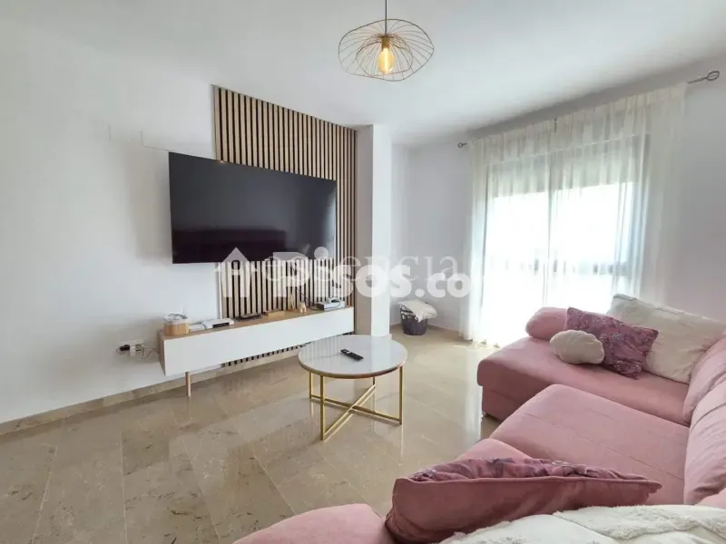 Séjour - Semi-New Flat with Balcony in Beniarjó