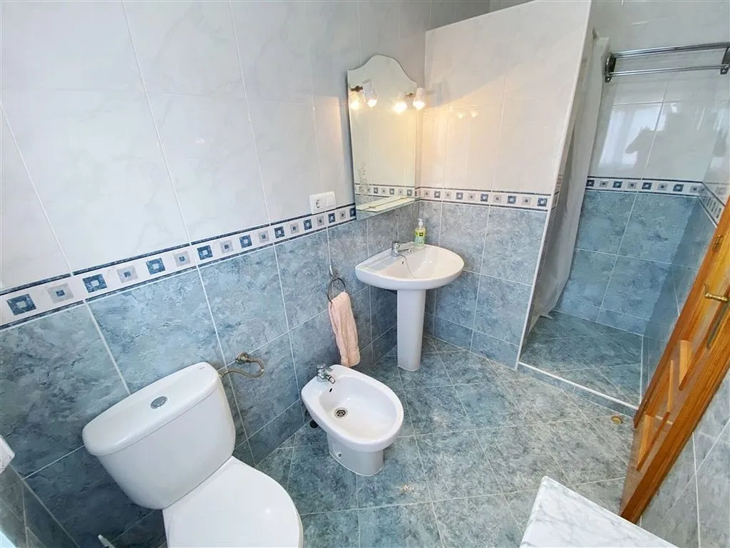Salles de bain - Spacious Adjoined Villa with Terrace in Zurgena