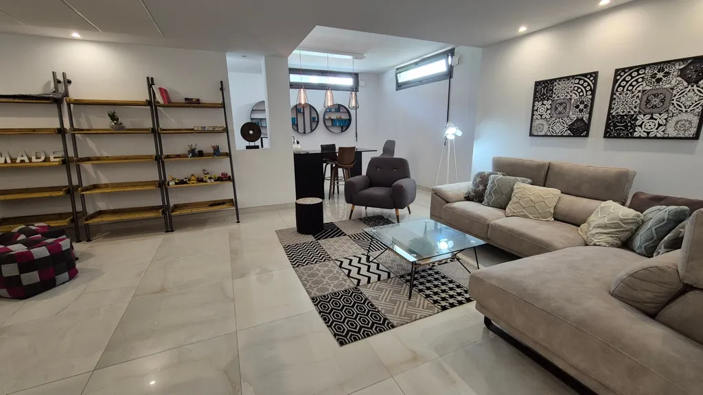 Elutuba - Luxury Villa with Pool in Torrevieja