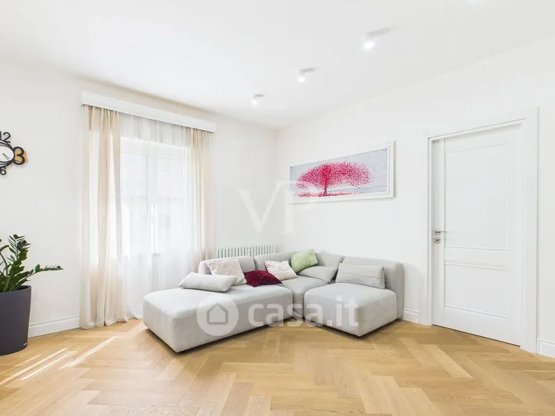 Elutuba - Modernised Apartment with Balcony in Merano