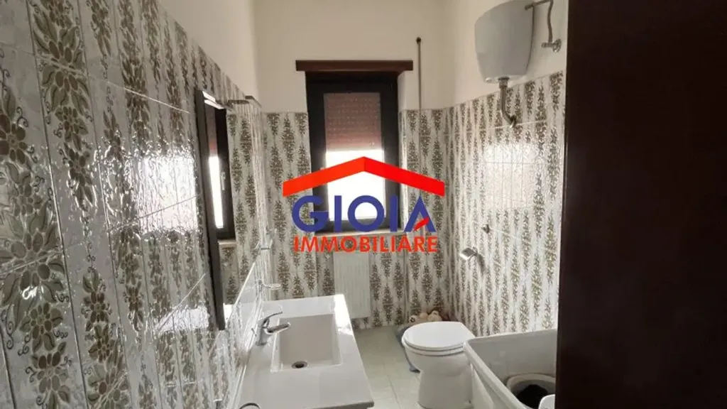 Vannitoad - Spacious Apartment with Terrace in Mondragone