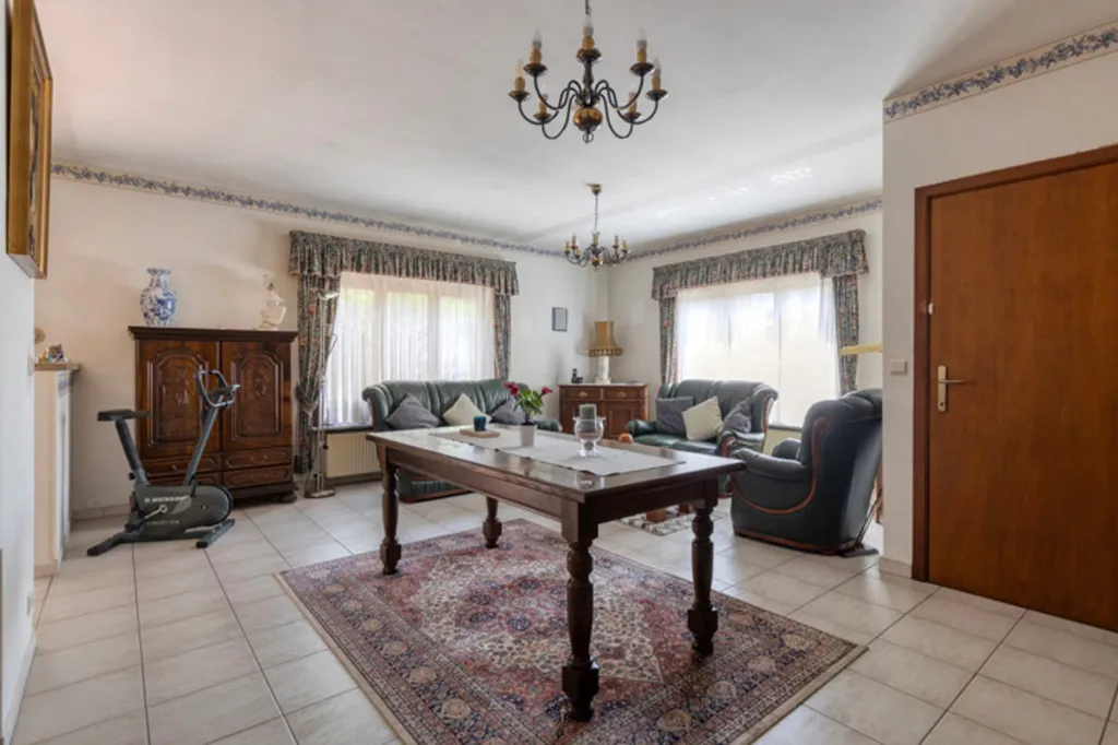Salle à manger - Villa de Plain-Pied avec Terrasse à Beersel