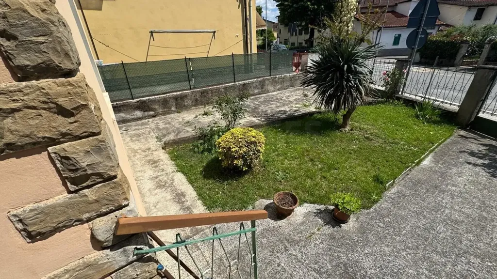 Aed - Independent House with Garden in Reggello