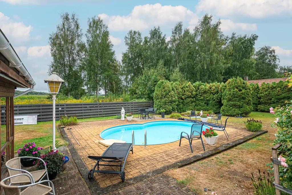 Bassein - Spacious House with Pool in Skåne