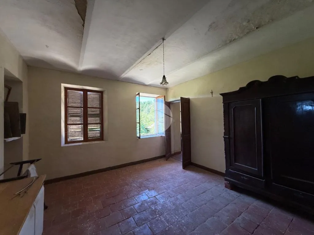 Rooms - Historic Independent House in Montafia