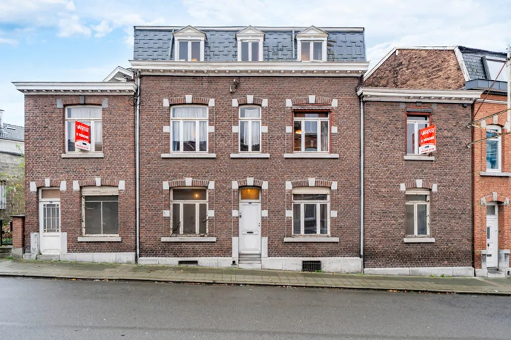 Extérieur - Maison à Rénover avec Terrasse à Grivegnée