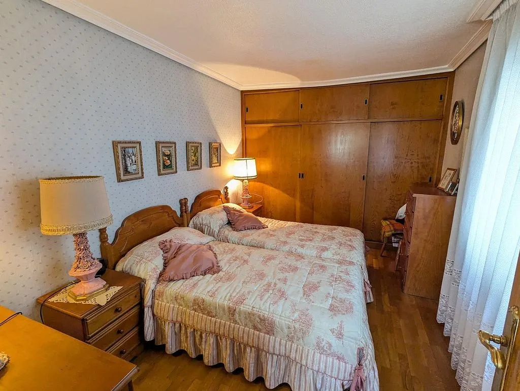 Chambres - Apartment with Balcony in Estella/Lizarra