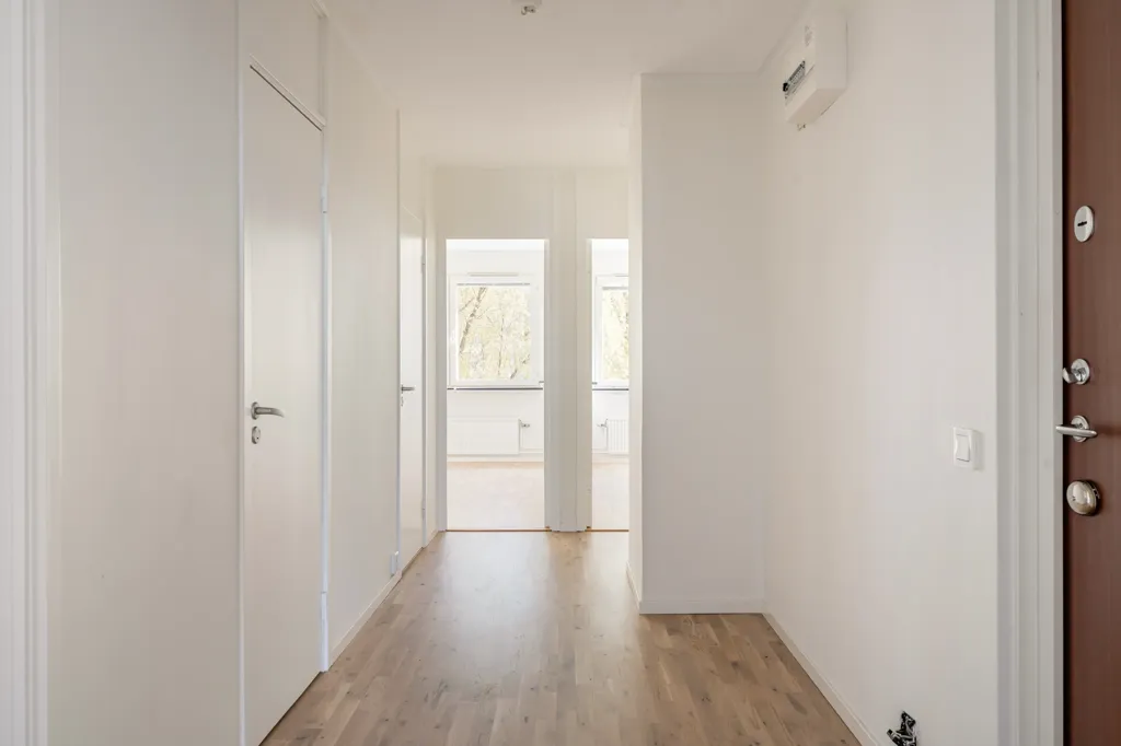 Ingresso - Apartment with Balcony in Helenelund