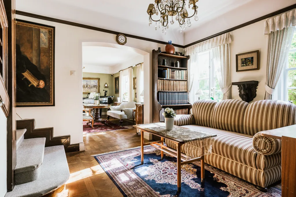 Séjour - 20s Classicist Villa with Garden in Lund