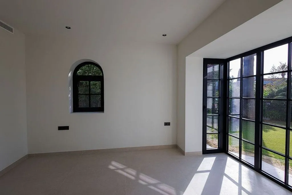 Rooms - Chalet with Pool and Terrace in Sotogrande
