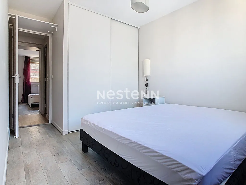 Chambres - Appartement Meublé Traversant à Issy-les-Moulineaux