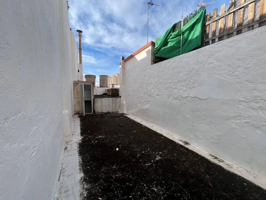 Aed - Townhouse for Renovation in Calpe's Old Town