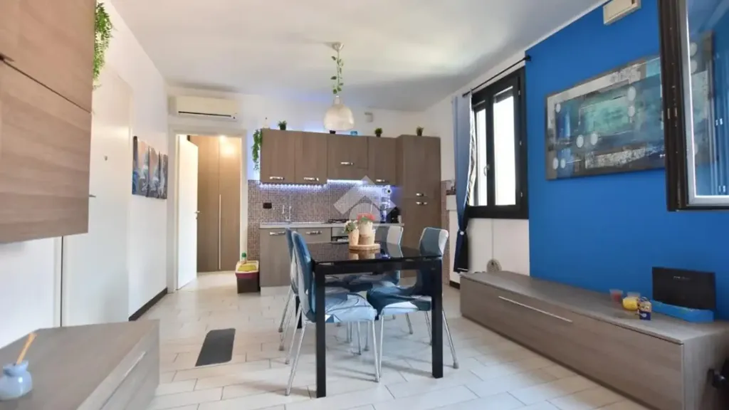 Dining Room - Studio Flat with Balcony in Vignate