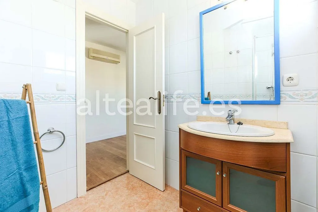 Vannitoad - Penthouse with Terrace in Altea Pueblo