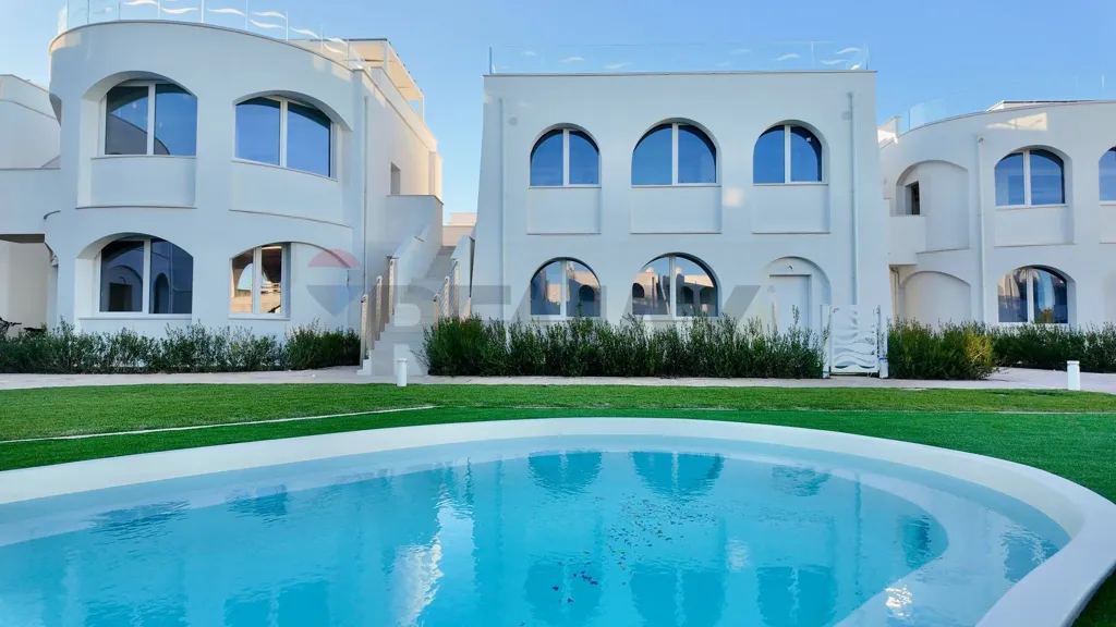Piscine - Penthouse with Seafront Terrace in Numana