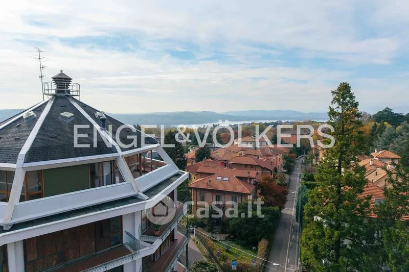 Vista aerea - Octagonal Apartment with Panoramic View in Varese